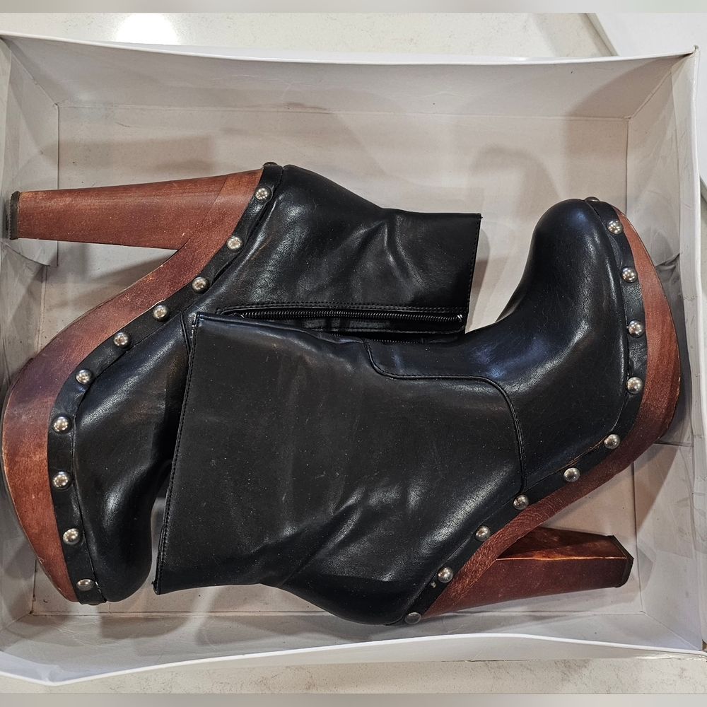 Black Platform Bootie Boots Ribbets & Wood